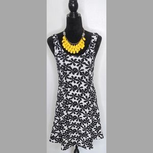 5 & Love Black and White Flower Dress Juniors L